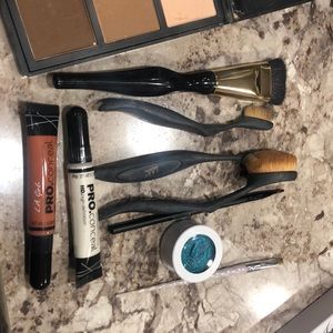 Lot of makeup